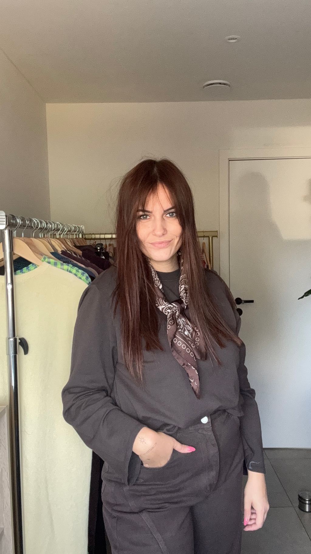 Longsleeve open back – brown