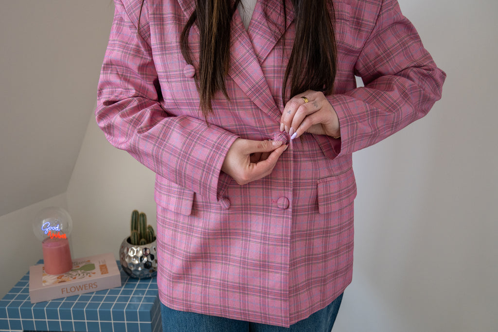 Feline blazer